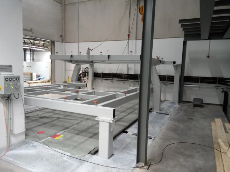 Test rig substructure with change frame and control box before the climatic chamber is fitted